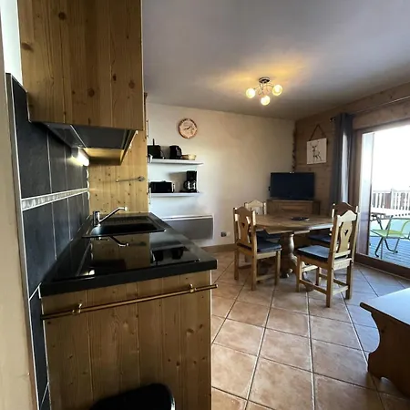 Apartment Adele - 4 Personnes Situe En Bord De Piste St Martin De Belleville Mae-5684 Saint-Martin-de-Belleville